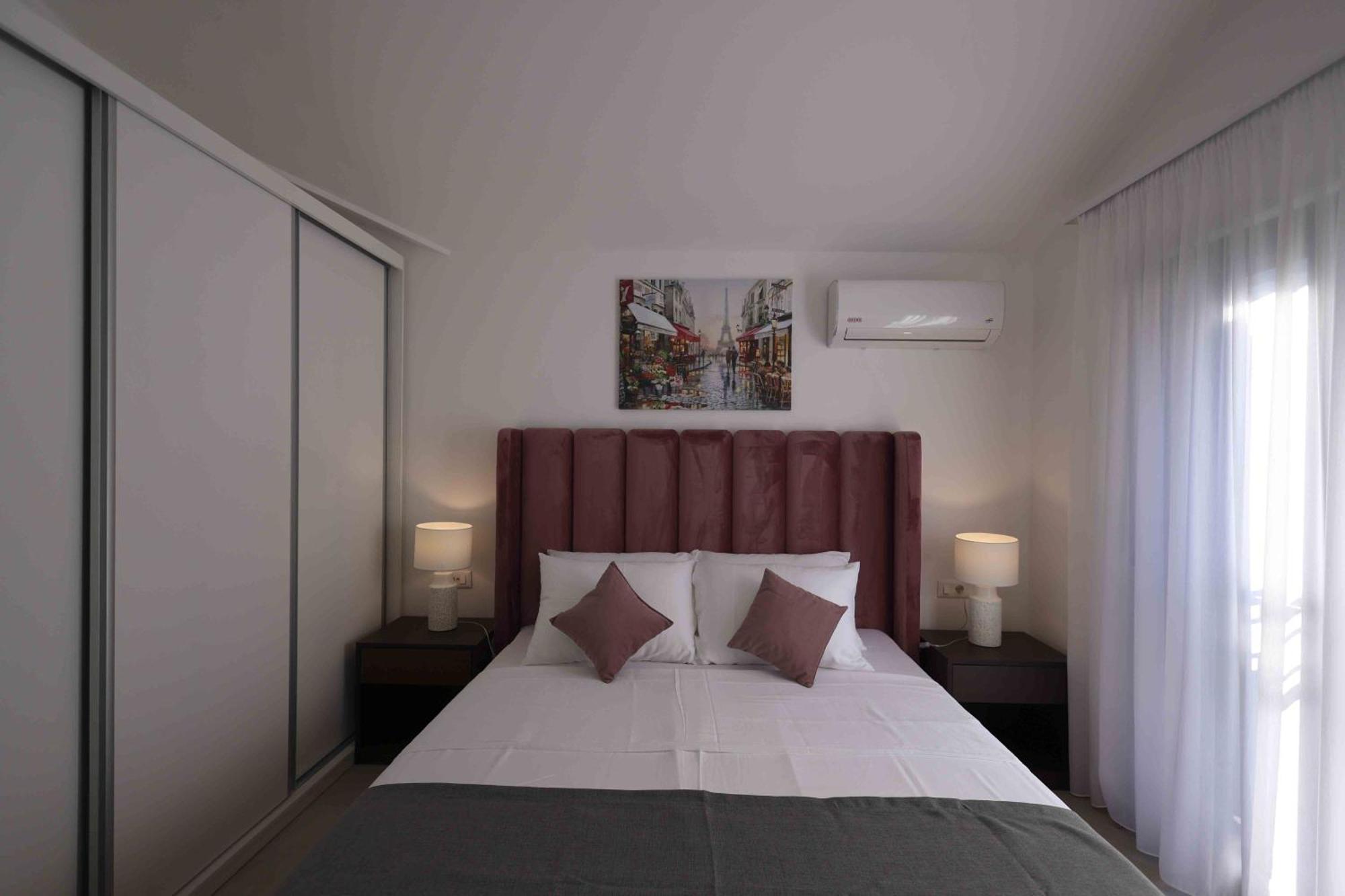 Bellezza Resort & Spa Kotor Bilik gambar