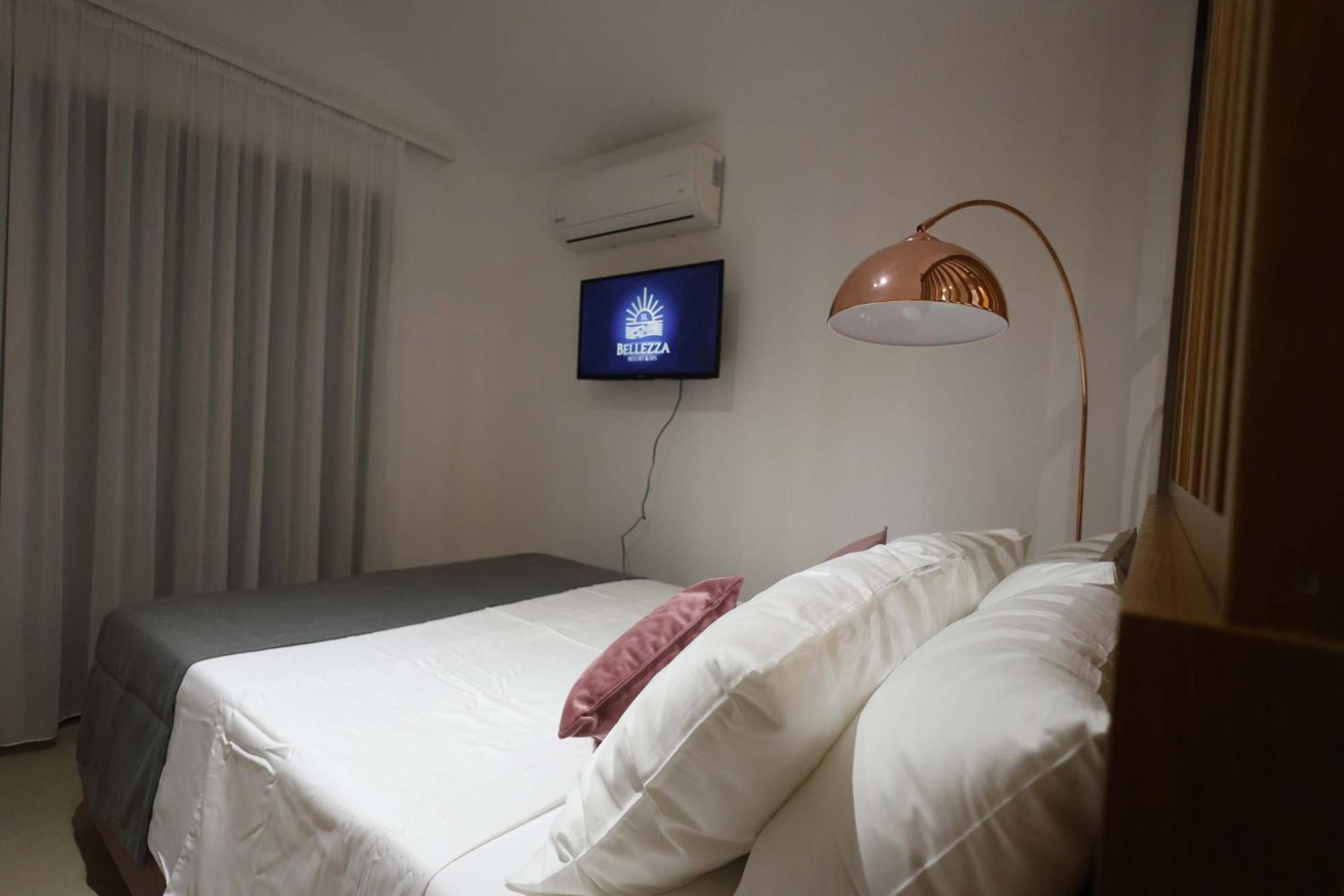 Bellezza Resort & Spa Kotor Bilik gambar