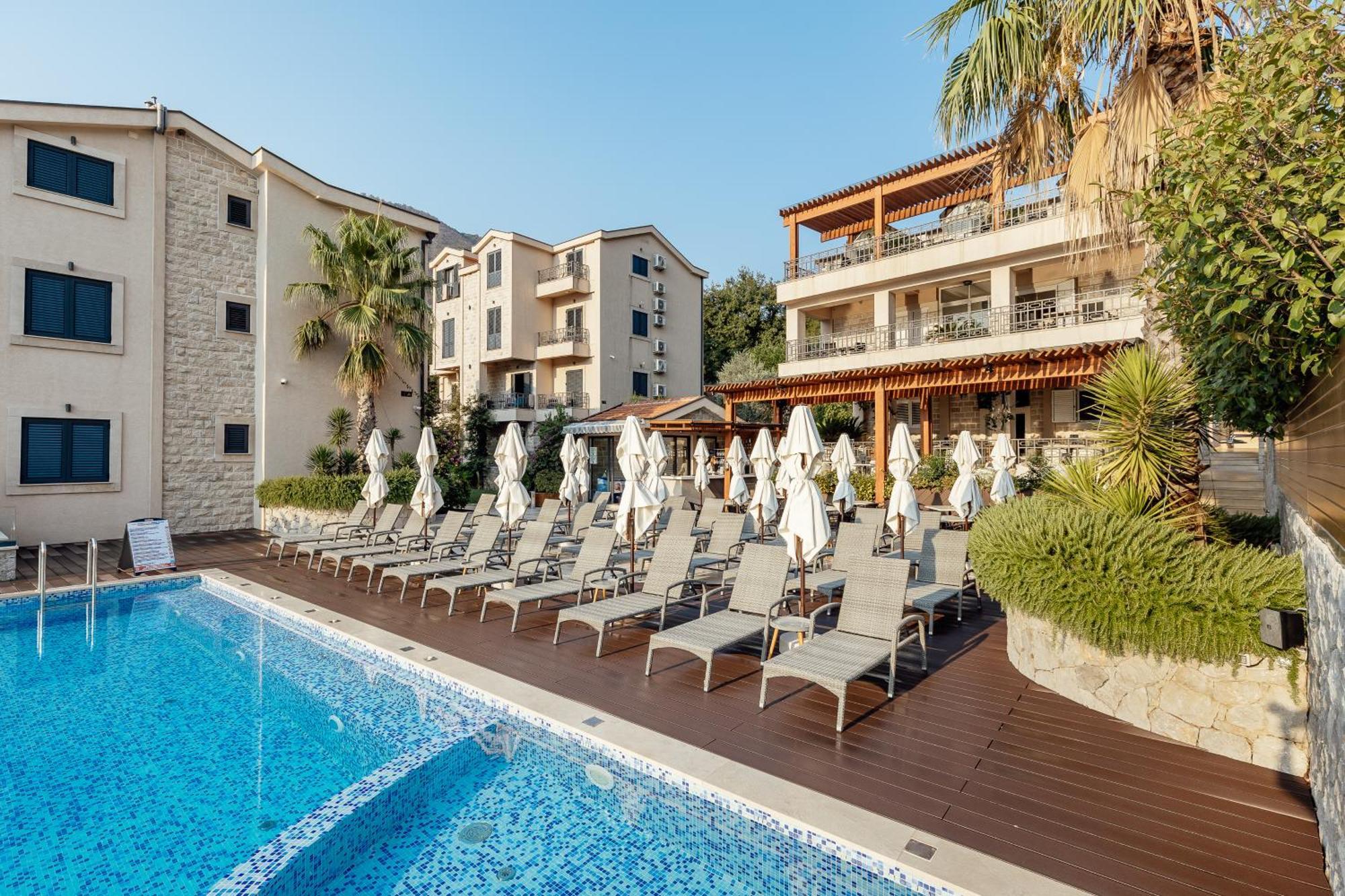 Bellezza Resort & Spa Kotor Luaran gambar