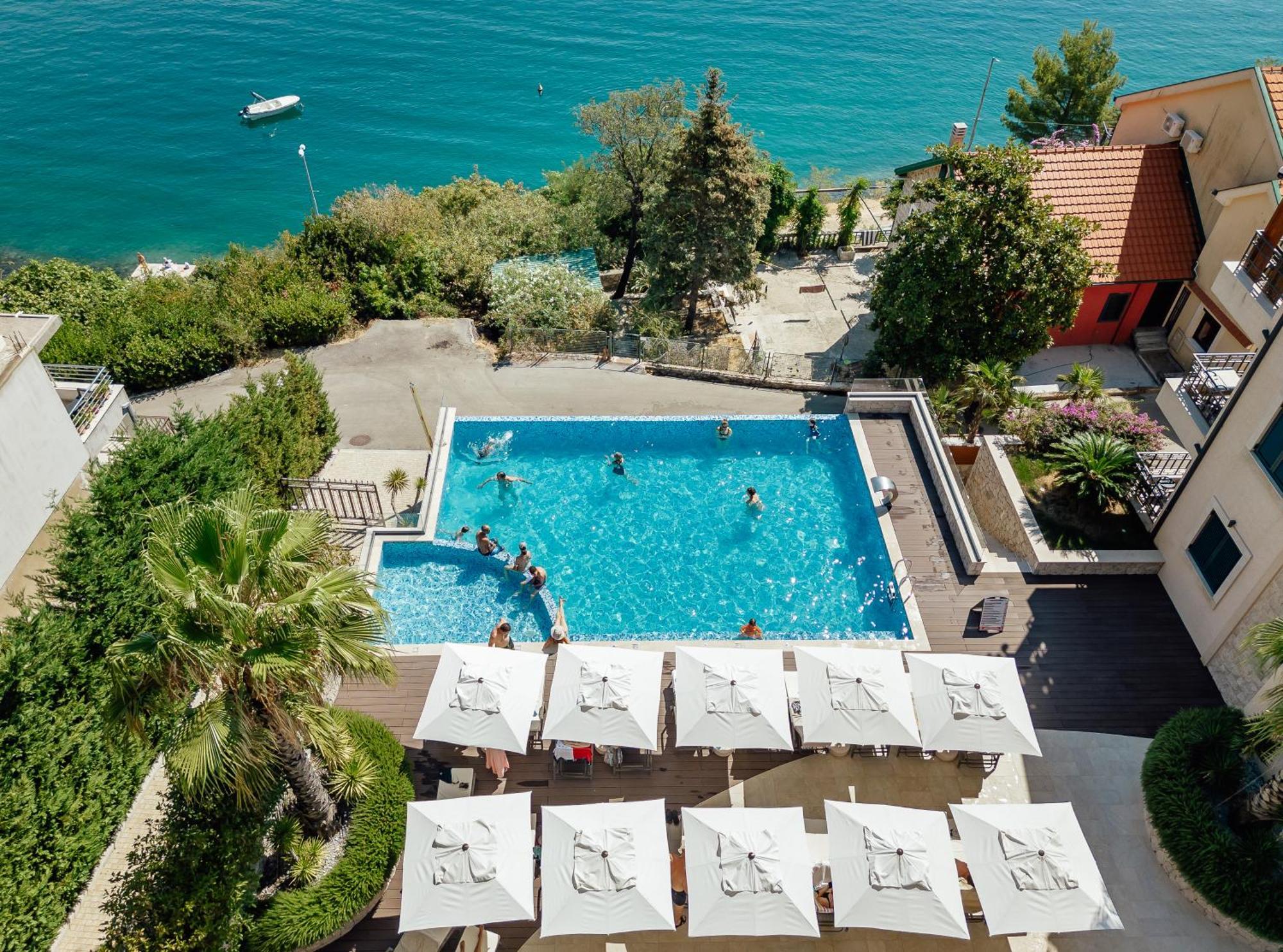 Bellezza Resort & Spa Kotor Luaran gambar